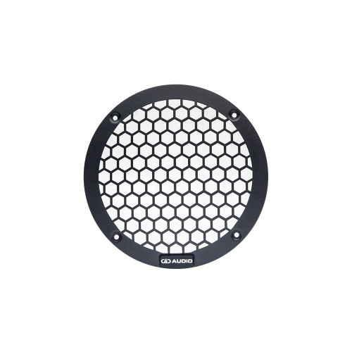 DD Audio GRMM06, 165 mm (6,5″) metalinės apsauginės garsiakalbio grotelės, juodas šešiakampis tinklelis su DD Audio logotipu, vaizdas iš priekio.