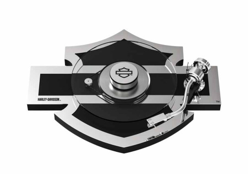 Pro-Ject Harley-Davidson riboto leidimo patefonas iš priekio