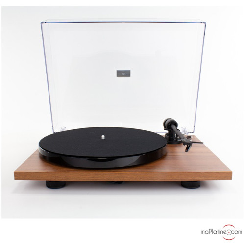 Pro-Ject E1 Patefonas greitis: 33, 45 Aps/Min, elektroninis greičio keitiklis, diržinė pavara | Nemokamas Pristatymas