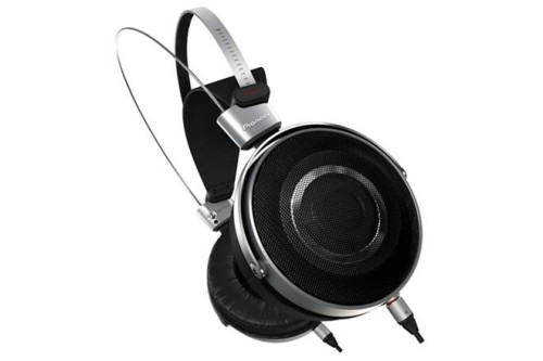 Pioneer SE-MASTER1 uždaro tipo dinaminės ausinės, nemokamas pristatymas