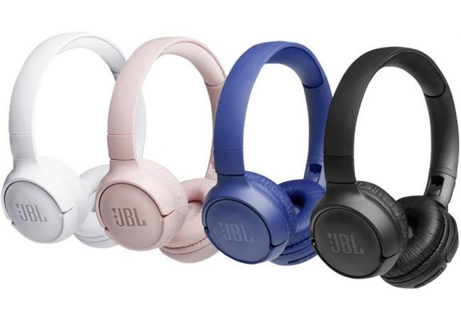JBL Tune 500BT Belaid s ausin s grojimo laikas 16 val. krovimosi