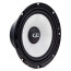 DD Audio D-C6.5b-S3, 165 mm komponentinis automobilinis garsiakalbis su balta stiklo kompozito membrana ir juodu korpusu, vaizdas kampu.