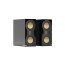 Monitor Audio Studio 89 High Gloss Black, juodų blizgių lentyninių garso kolonėlių pora su auksinės spalvos garsiakalbiais, priekinis ir šoninis vaizdai.