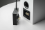 Pro-Ject Wireless Box E šalia pasyvios kolonėlės gnybtų prieš prijungimą