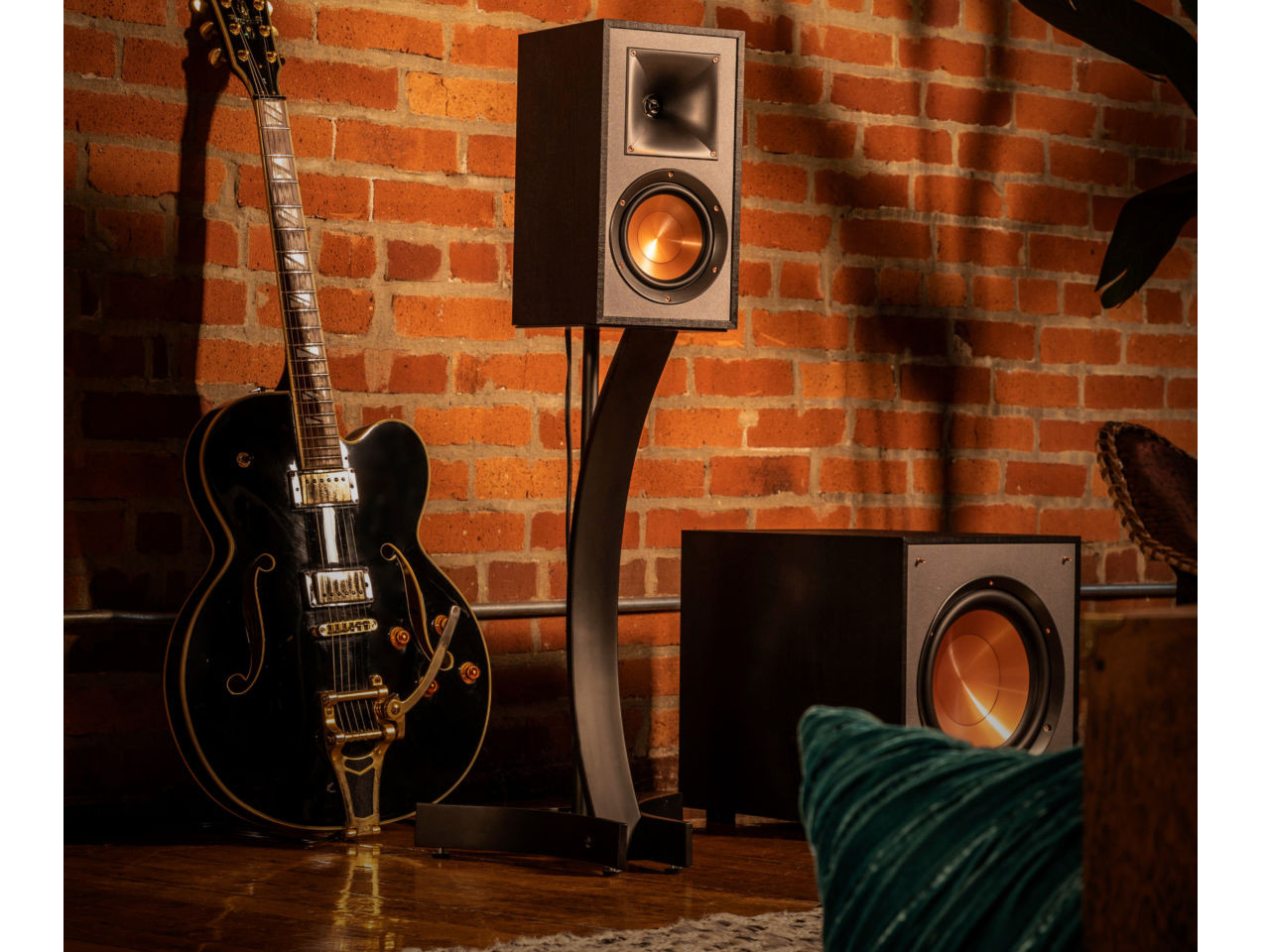 https://www.audiovideo.lt/klipsch-reference-r-52c-centrine-kolonele